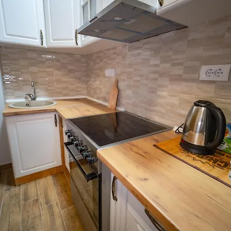 Botanical9, Centre, 2 Bedroom With Netflix Appartement