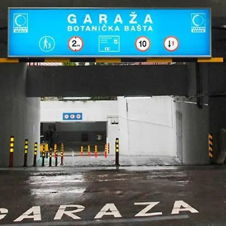 Botanical9, Centre, 2 Bedroom With Netflix 公寓