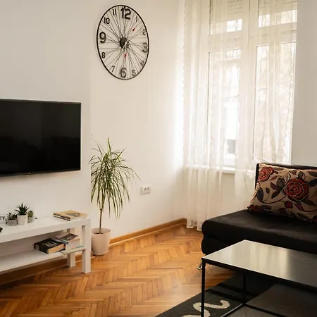 Apartament Botanical9, Centre, 2 Bedroom With Netflix Belgrad